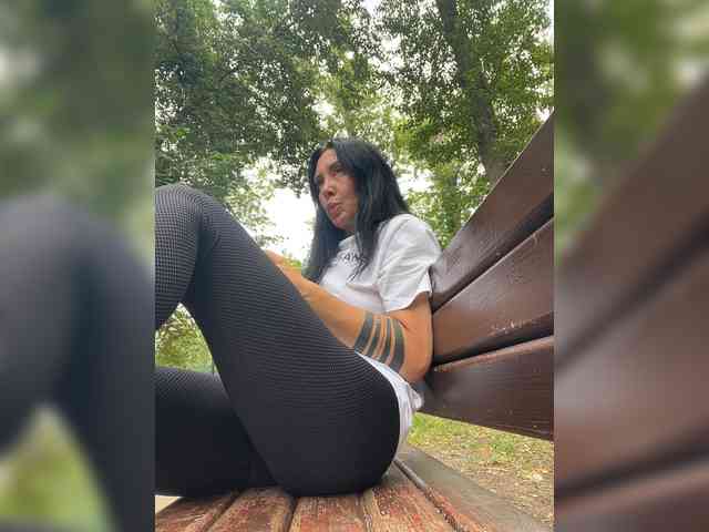 KarolinaMilf Sex Cam Show