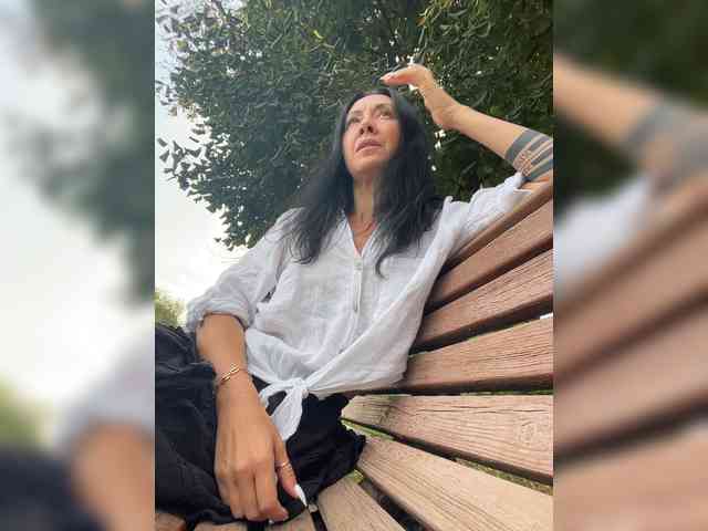 KarolinaMilf Sex Cam Show