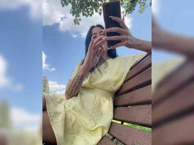 KarolinaMilf Sex Cam Show