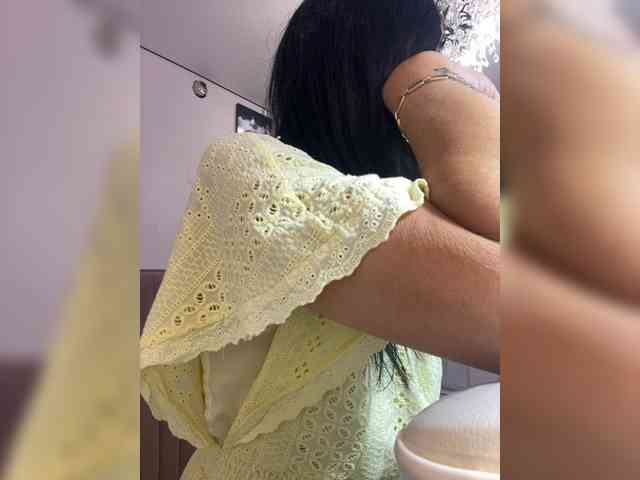 KarolinaMilf Sex Cam Show