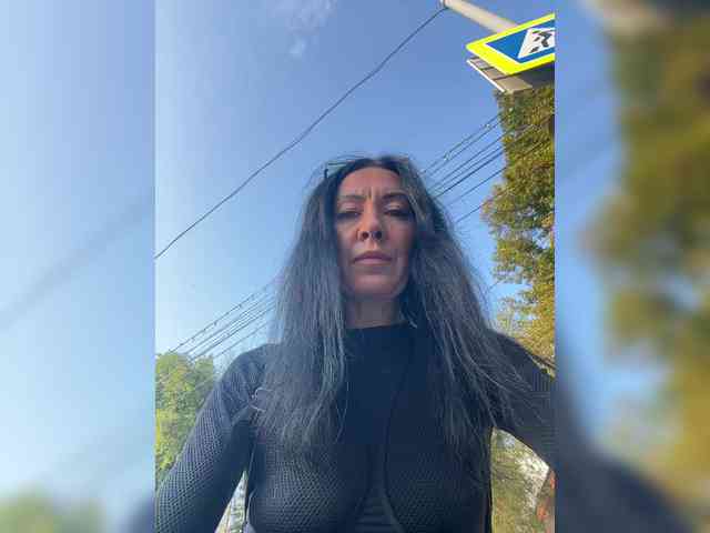 Karolina_Milf webcam