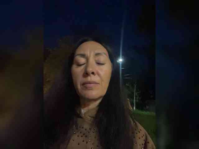 KarolinaMilf KarolinaMilf