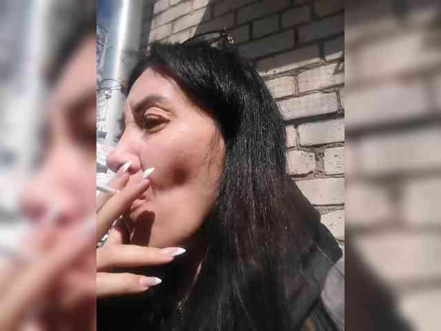 Karolina_Milf webcam