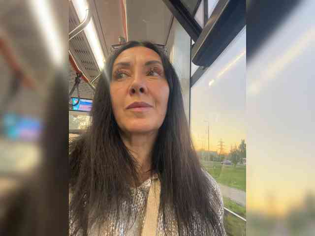 KarolinaMilf Live Webcam on BongaCams