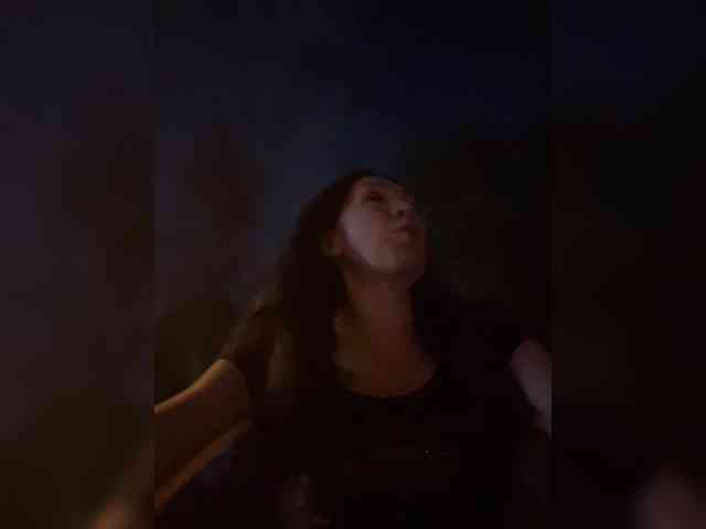 Karolina_Milf webcam