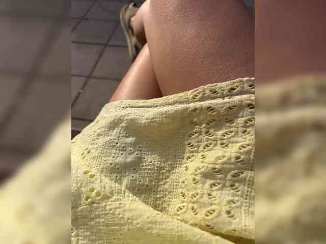 Karolina_Milf webcam