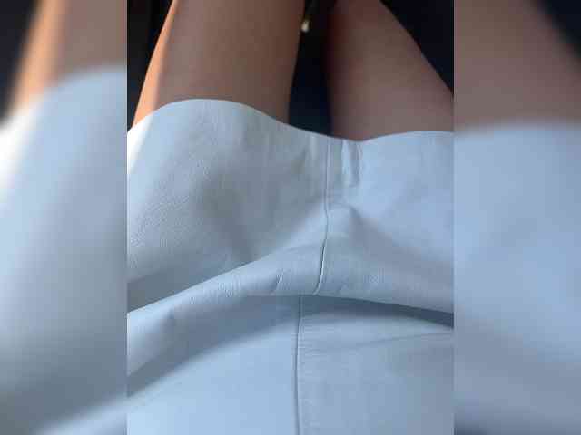 Karolina_Milf webcam