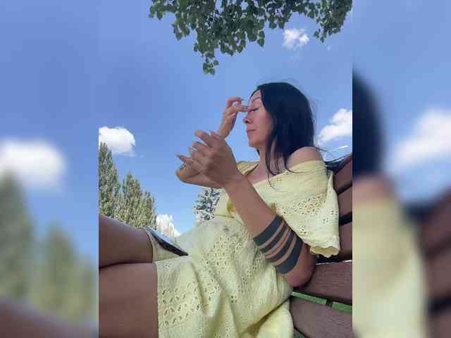 KarolinaMilf Sex Cam Show