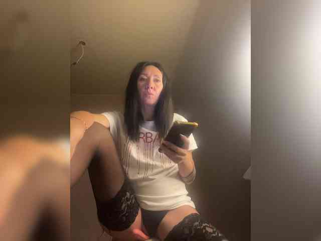 Karolina_Milf webcam