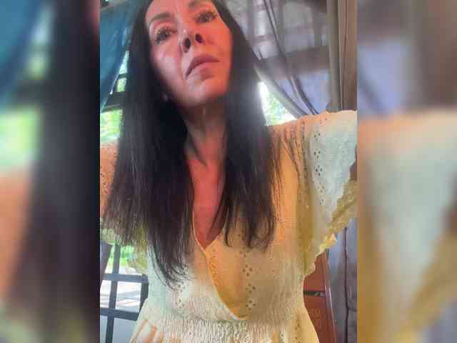KarolinaMilf Sex Cam Show
