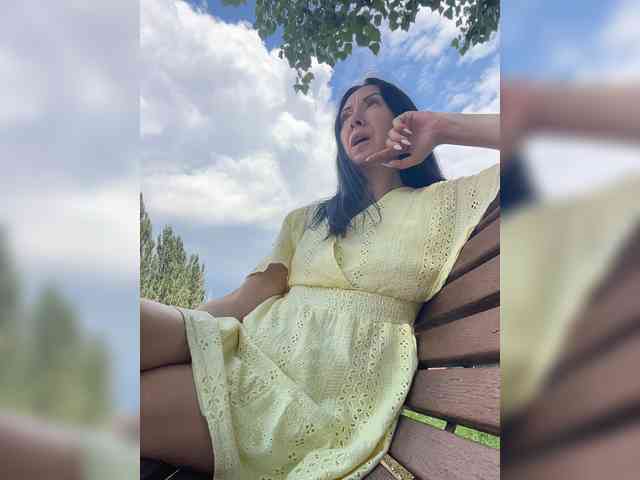 KarolinaMilf Sex Cam Show