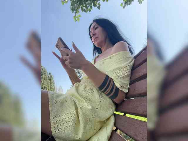 KarolinaMilf Sex Cam Show