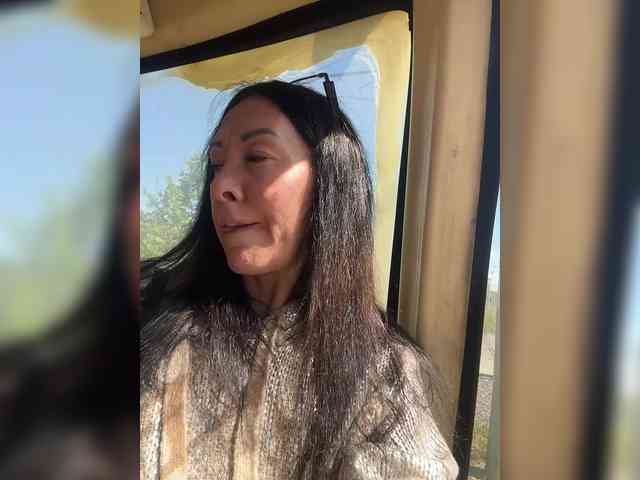 Karolina_Milf webcam