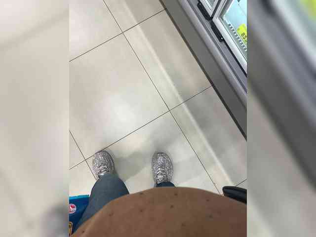 Karolina_Milf webcam