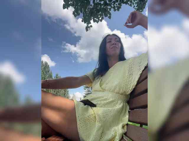 KarolinaMilf Sex Cam Show