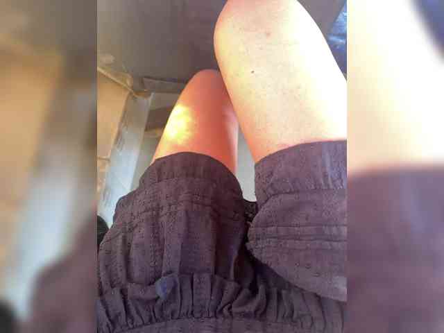 Karolina_Milf webcam