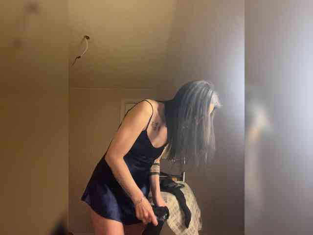 Karolina_Milf webcam