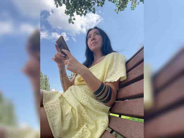 KarolinaMilf Sex Cam Show