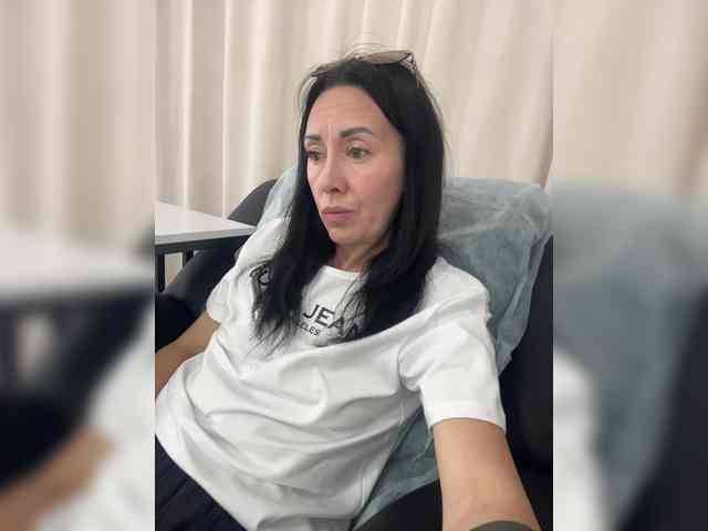 Karolina_Milf webcam