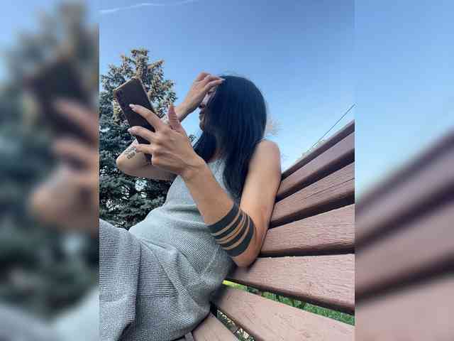 KarolinaMilf Sex Cam Show