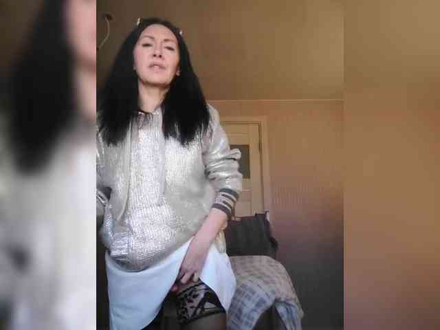 Karolina_Milf webcam