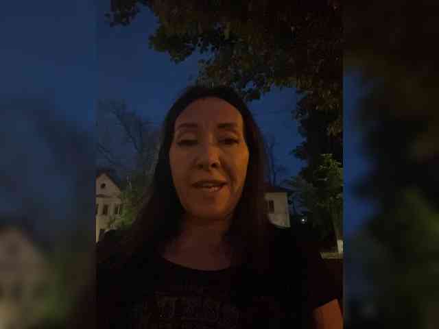 Karolina_Milf webcam