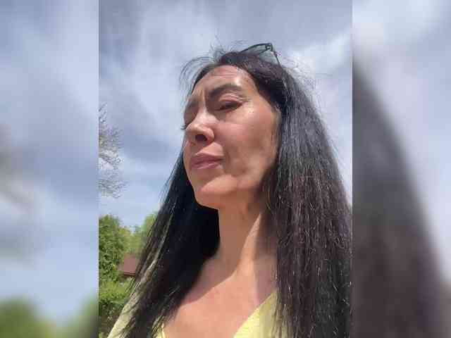 Karolina_Milf