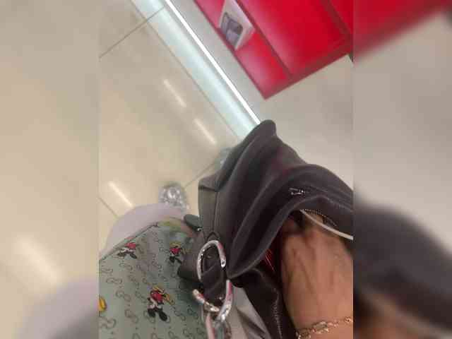 Karolina_Milf webcam