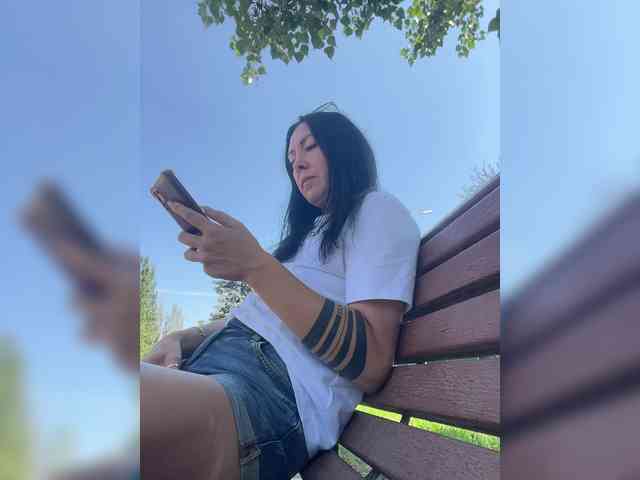 KarolinaMilf Sex Cam Show