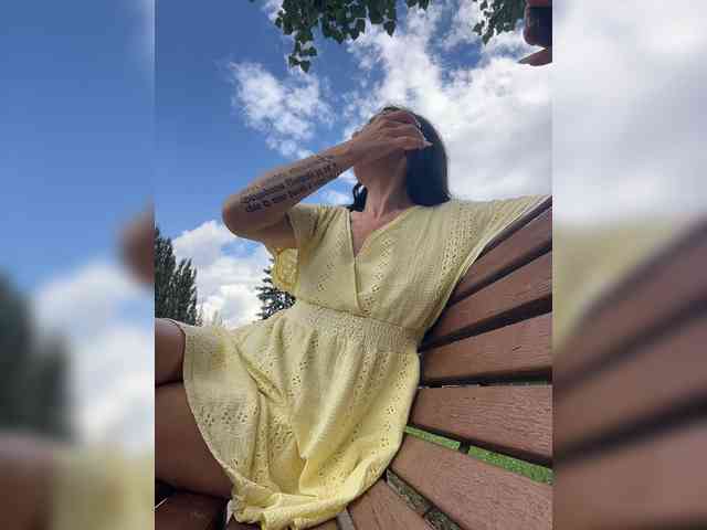 KarolinaMilf Sex Cam Show