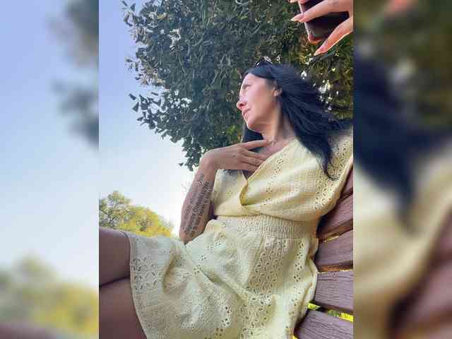 KarolinaMilf Sex Cam Show