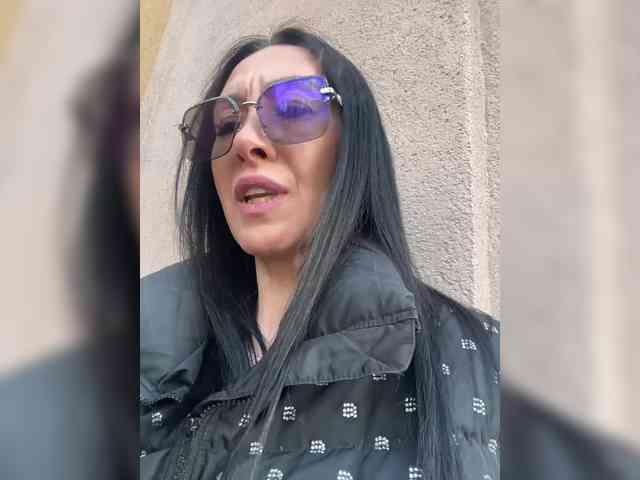 Karolina_Milf webcam