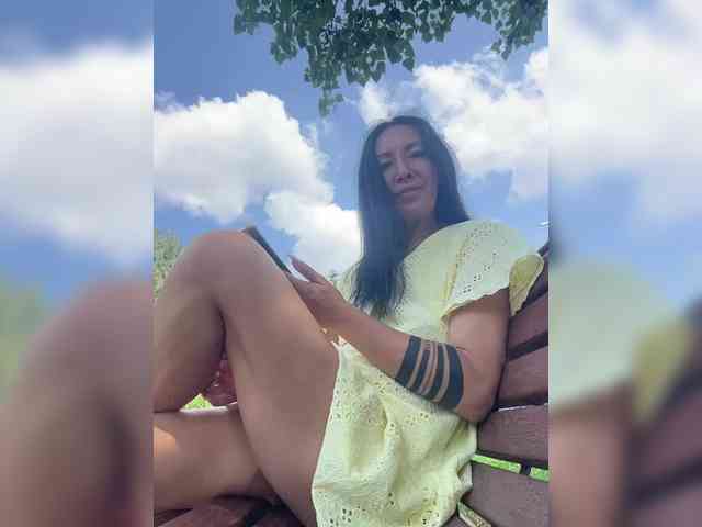 KarolinaMilf Sex Cam Show