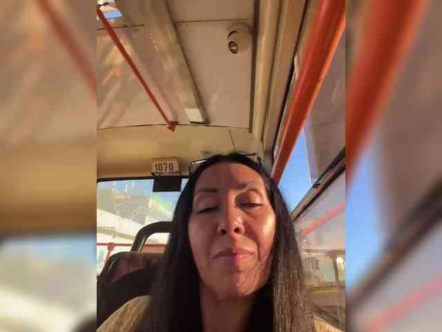 Karolina_Milf webcam