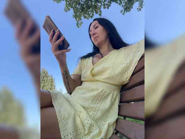 KarolinaMilf Sex Cam Show