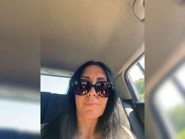KarolinaMilf Sex Cam Show