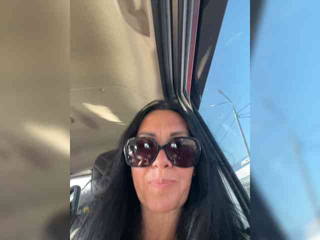 KarolinaMilf Sex Cam Show