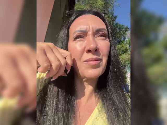 Karolina_Milf webcam