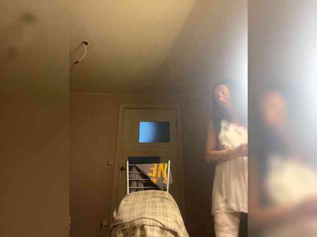 Karolina_Milf webcam