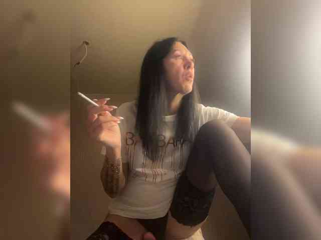 strip webcam KarolinaMilf