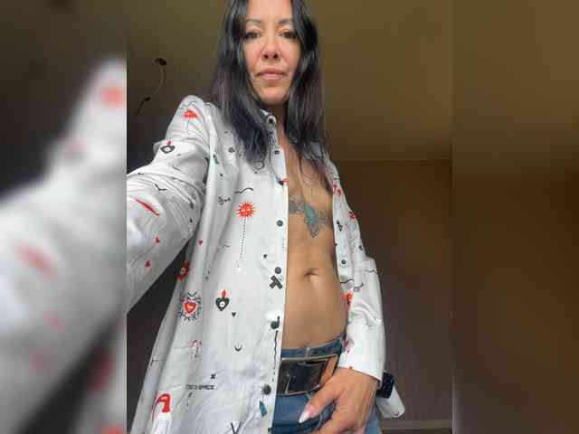 KarolinaMilf Live Webcam on BongaCams