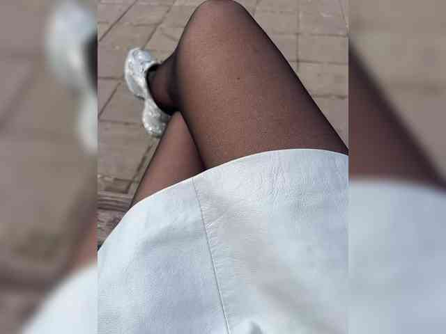 Karolina_Milf webcam