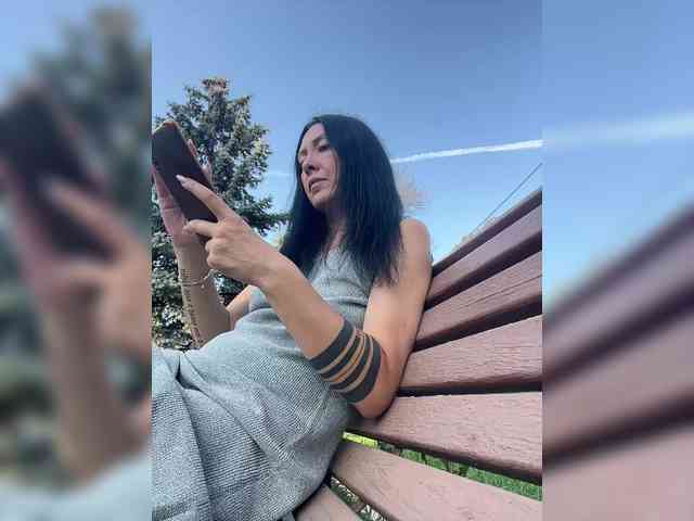 KarolinaMilf Sex Cam Show