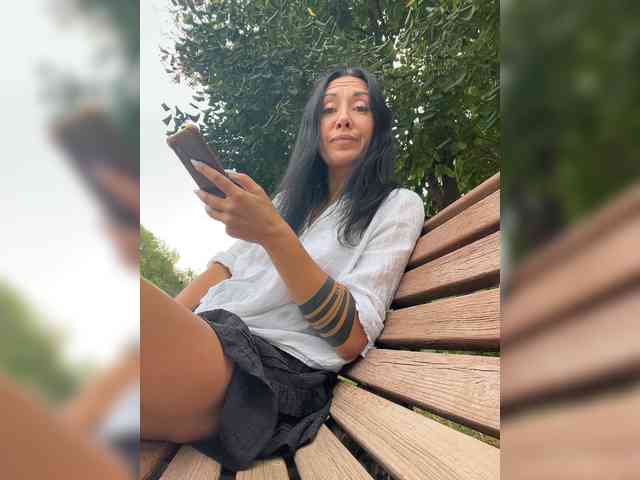KarolinaMilf Sex Cam Show