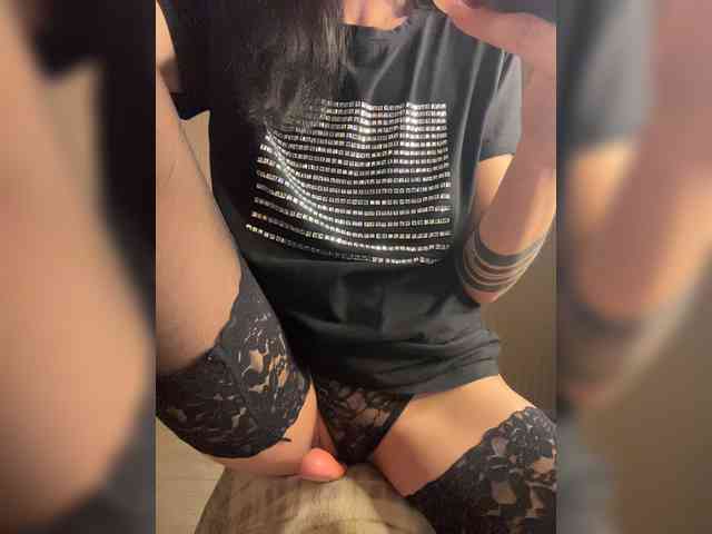 Karolina_Milf webcam