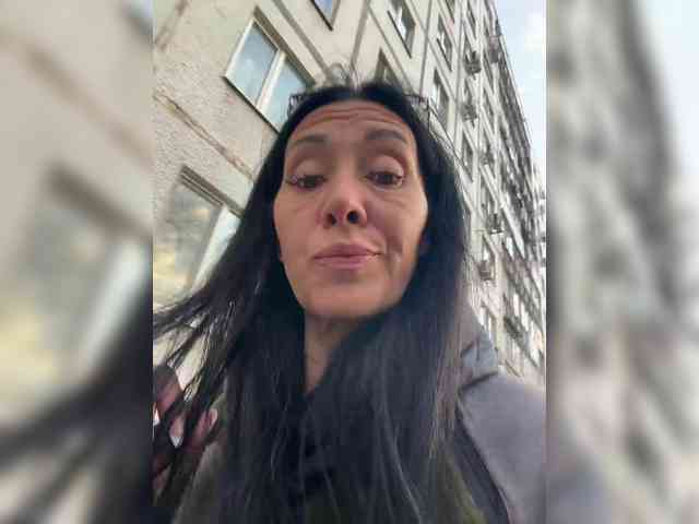 Karolina_Milf webcam