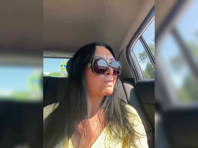 KarolinaMilf Sex Cam Show