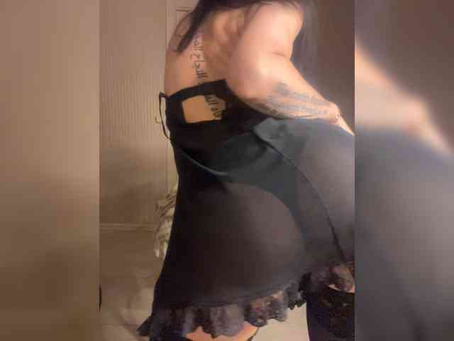 Karolina_Milf webcam