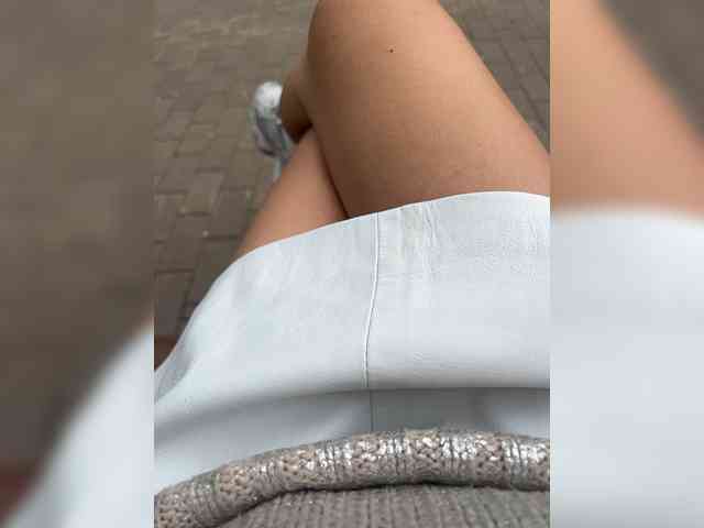 Karolina_Milf webcam