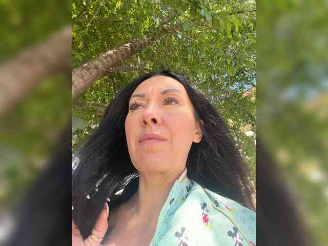 Karolina_Milf webcam